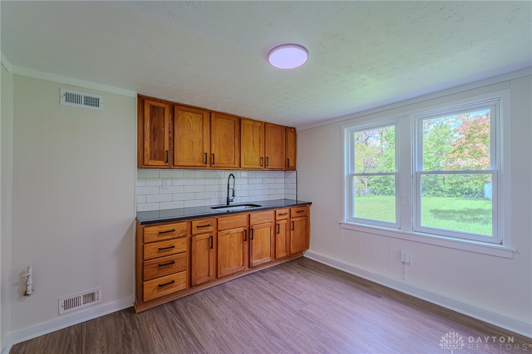 330 St Paul Avenue Springfield, OH 45504 - Photo 11 of 33