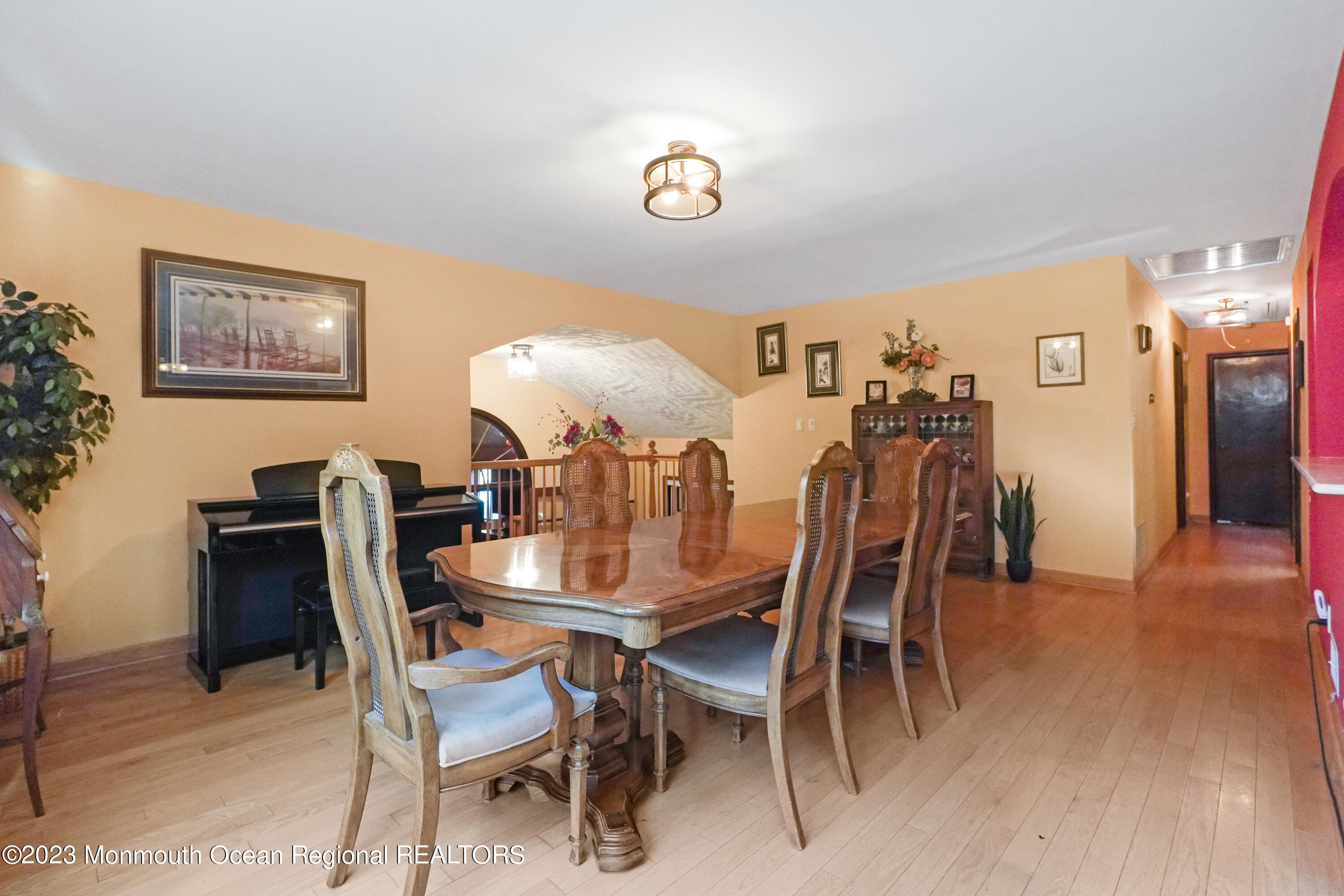 138 McCaffery Road Manalapan, NJ 07726 - Photo 18 of 44 Dining room3