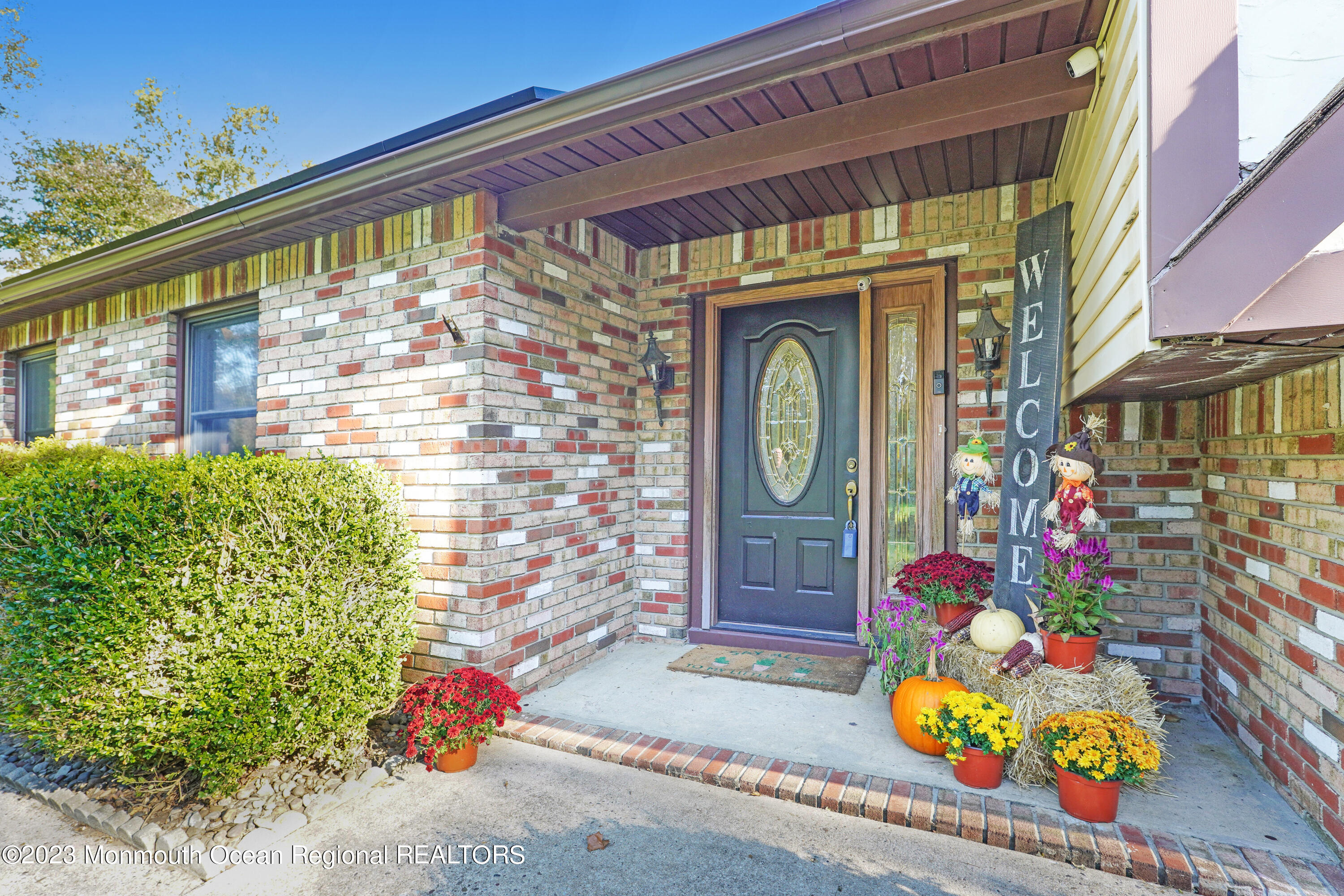 138 McCaffery Road Manalapan, NJ 07726 - Photo 2 of 44 beautiful entrance