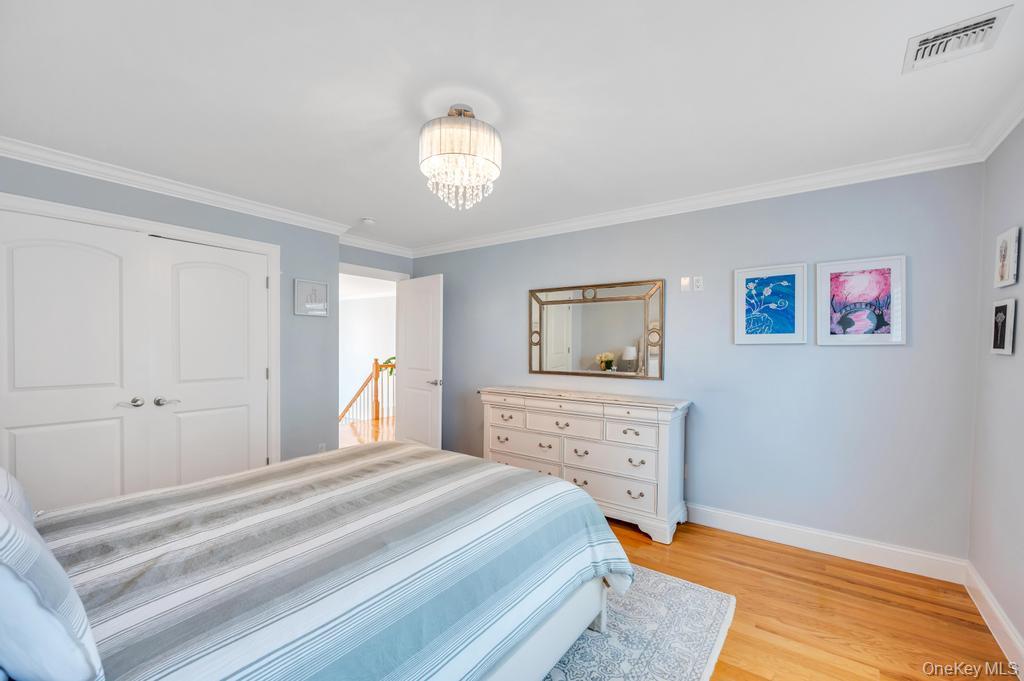 14 Kent Road Valley Stream, NY 11580 - Photo 22 of 31