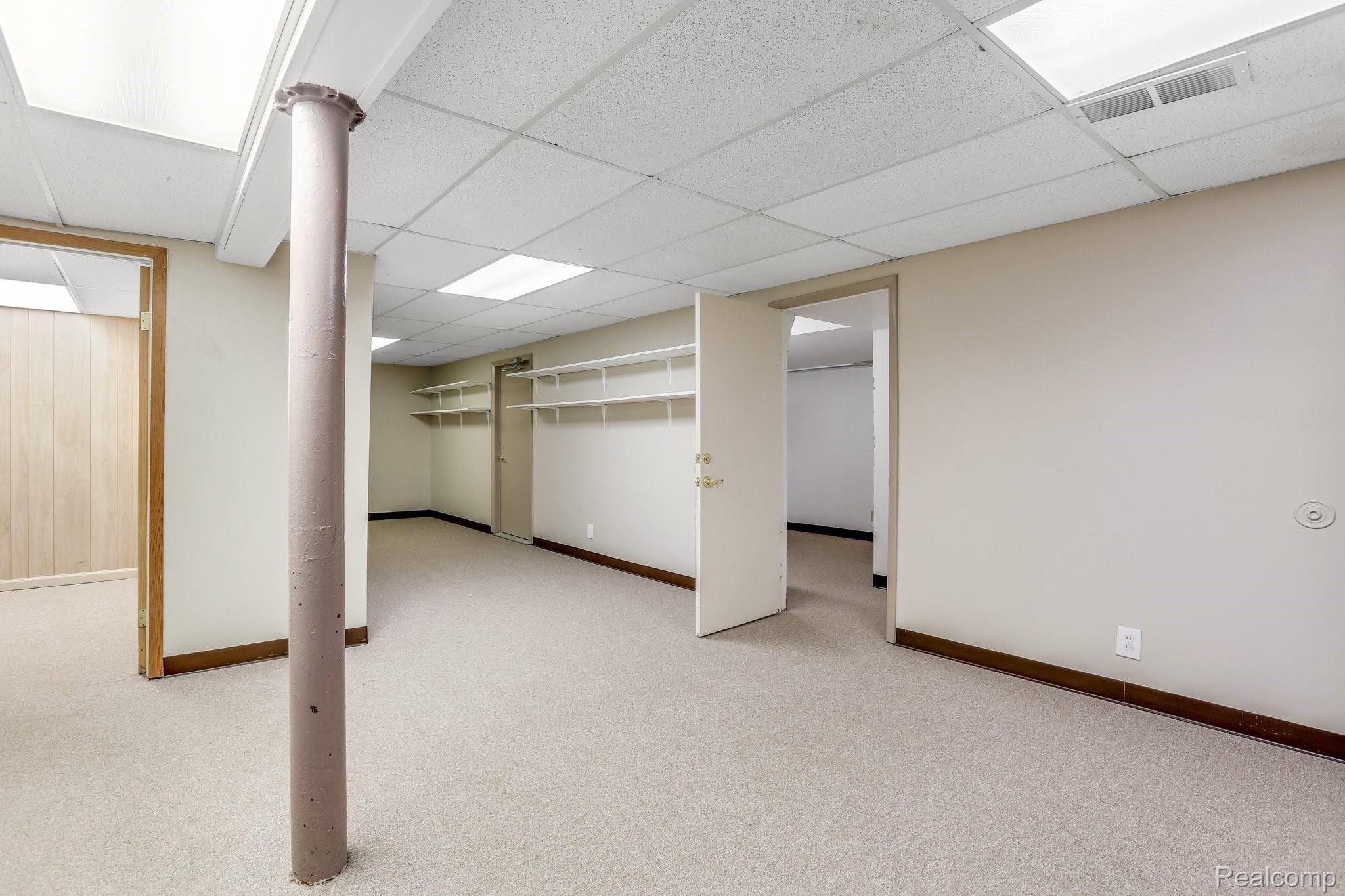 25304 Farmington Road Farmington, MI 48336 - Photo 42 of 62 Basement/lower level