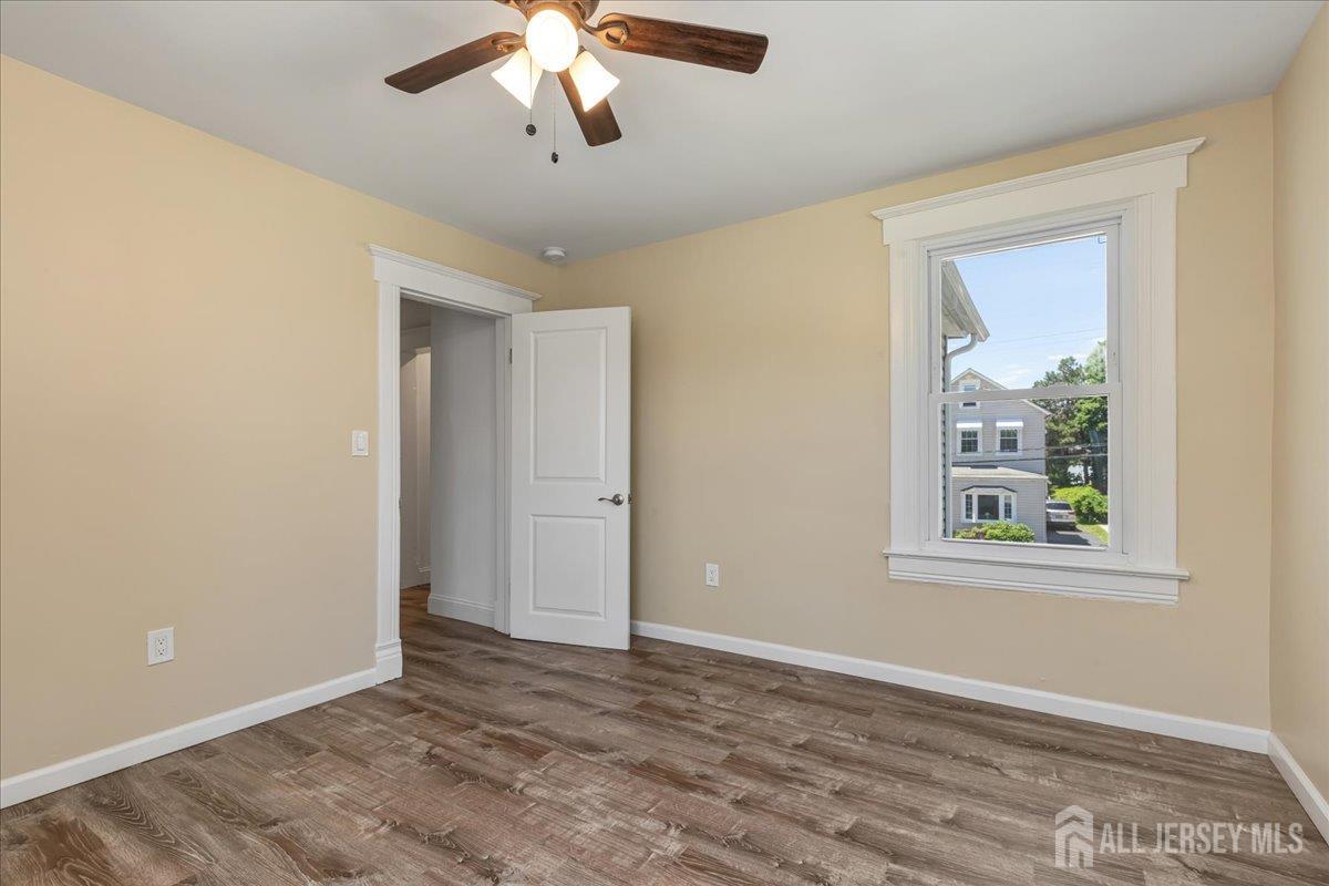 94 Riva Avenue Milltown, NJ 08850 - Photo 25 of 43