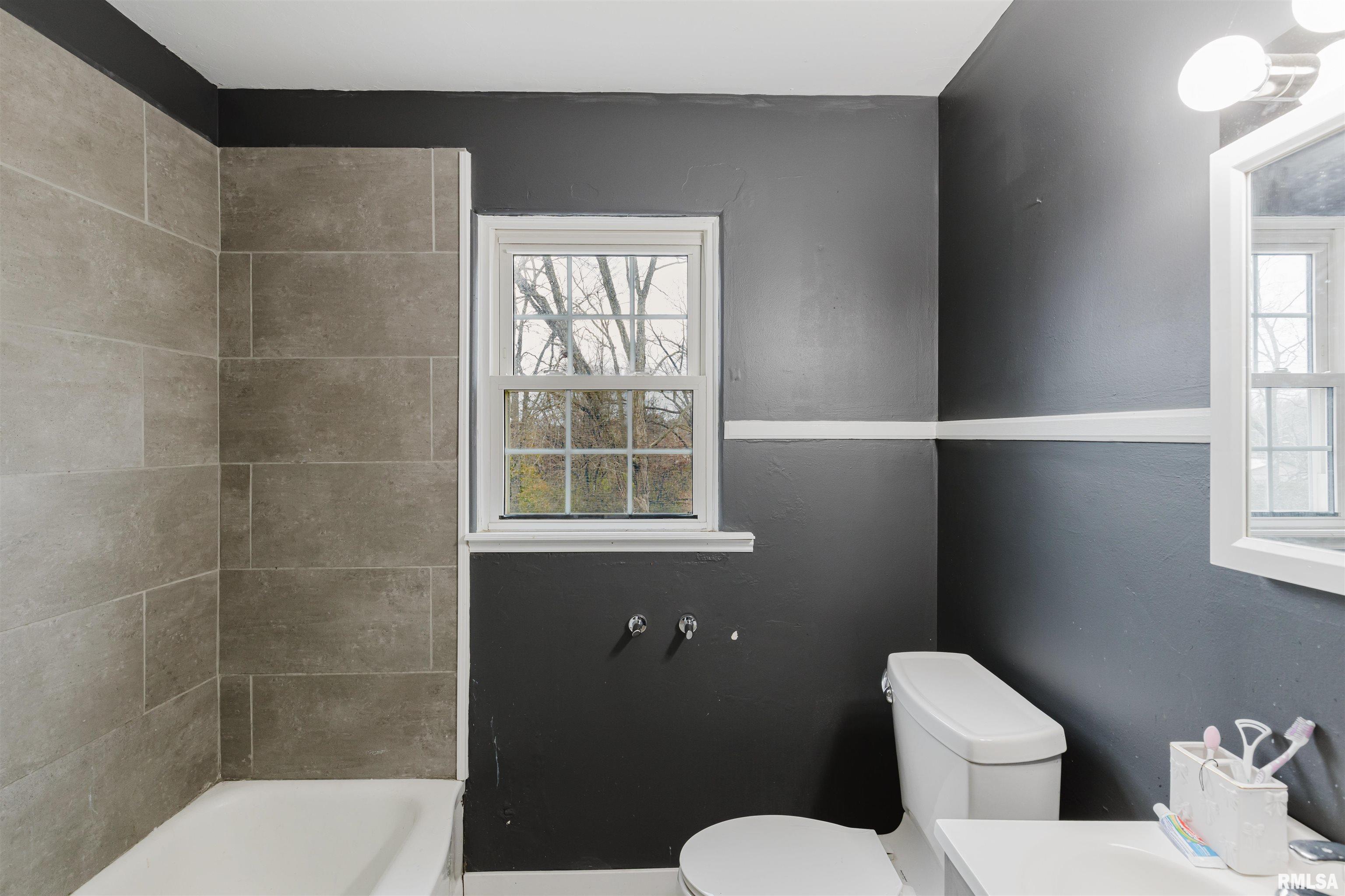 1819 Pace Avenue Mount Vernon, IL 62864 - Photo 29 of 49