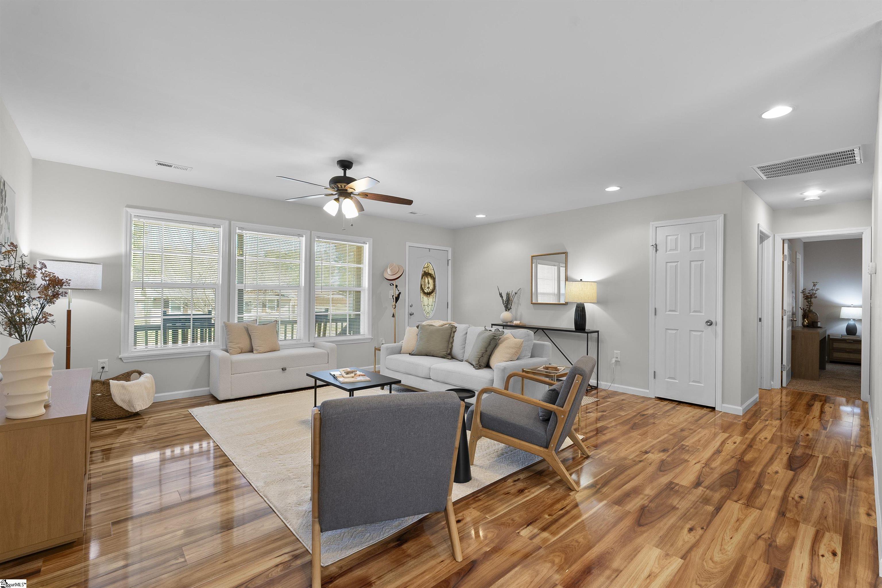 20 Ridge Court Williamston, SC 29697 - Photo 7 of 27 Gallery Image 7
