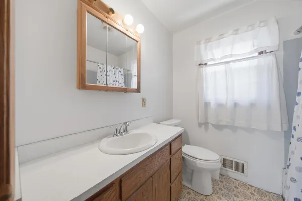 $320,000 | 7830 Lake Drive, Lino Lakes, MN 55014