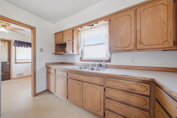 $320,000 | 7830 Lake Drive, Lino Lakes, MN 55014