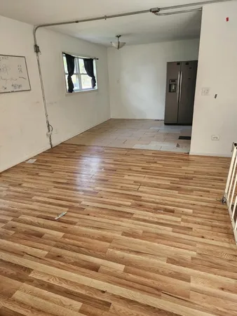 $112,900 | 279 Chappel Avenue, Calumet City, IL 60409