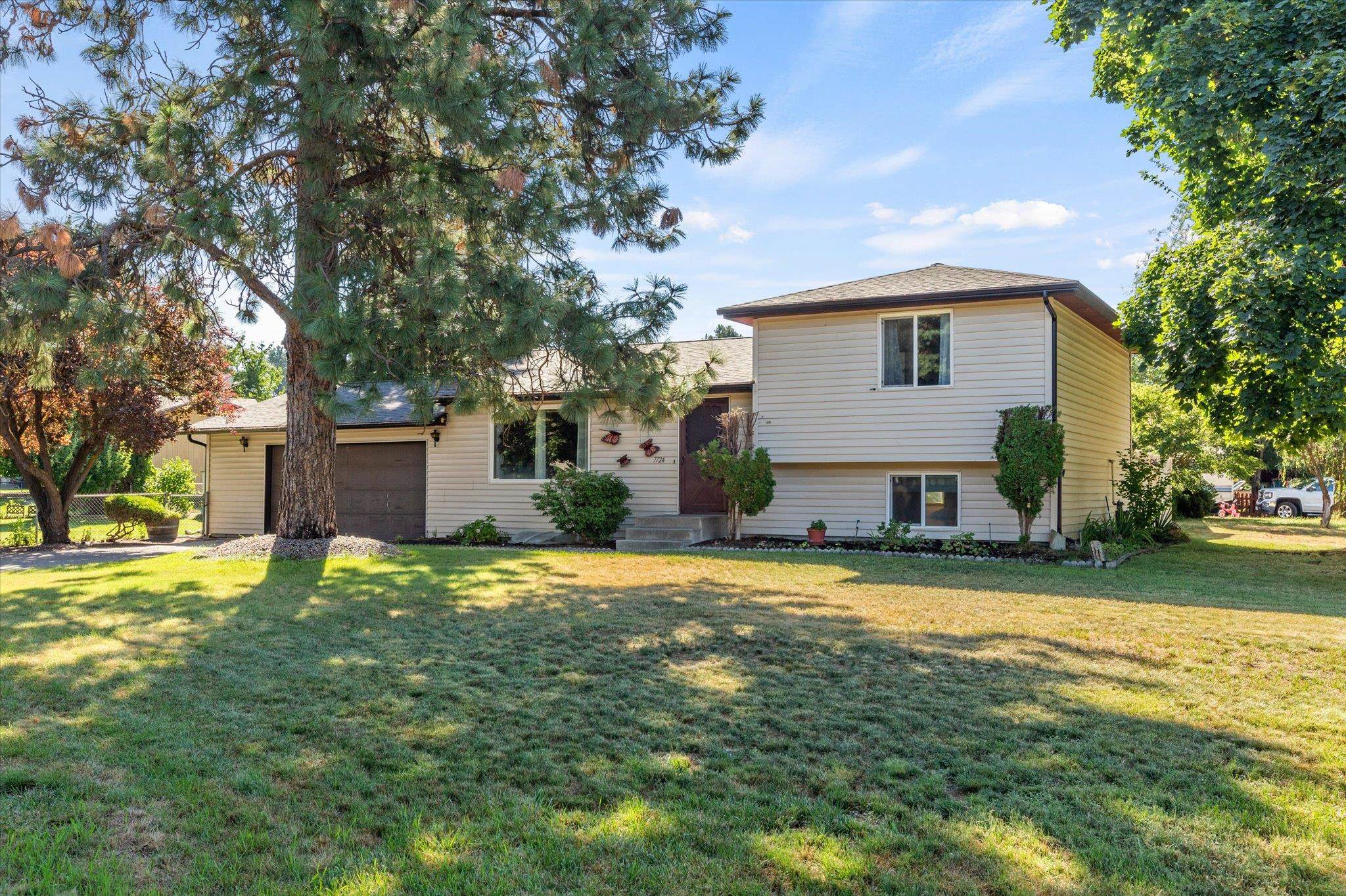 7724 North Standard Street Spokane, WA 99208 - Photo 2 of 34 Gallery Image 2