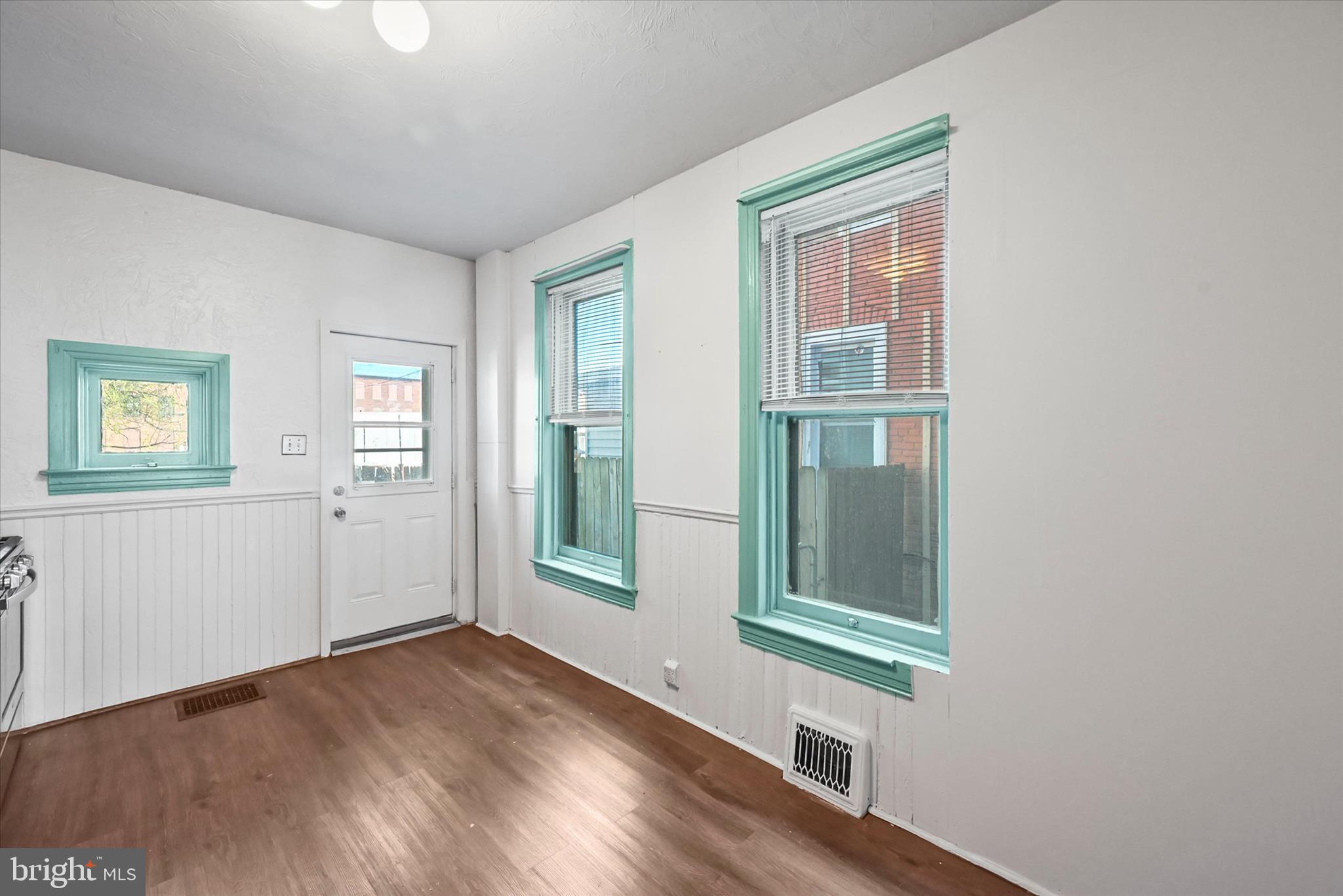 707 York Street York, PA 17403 - Photo 11 of 32 a view of an empty room with a window