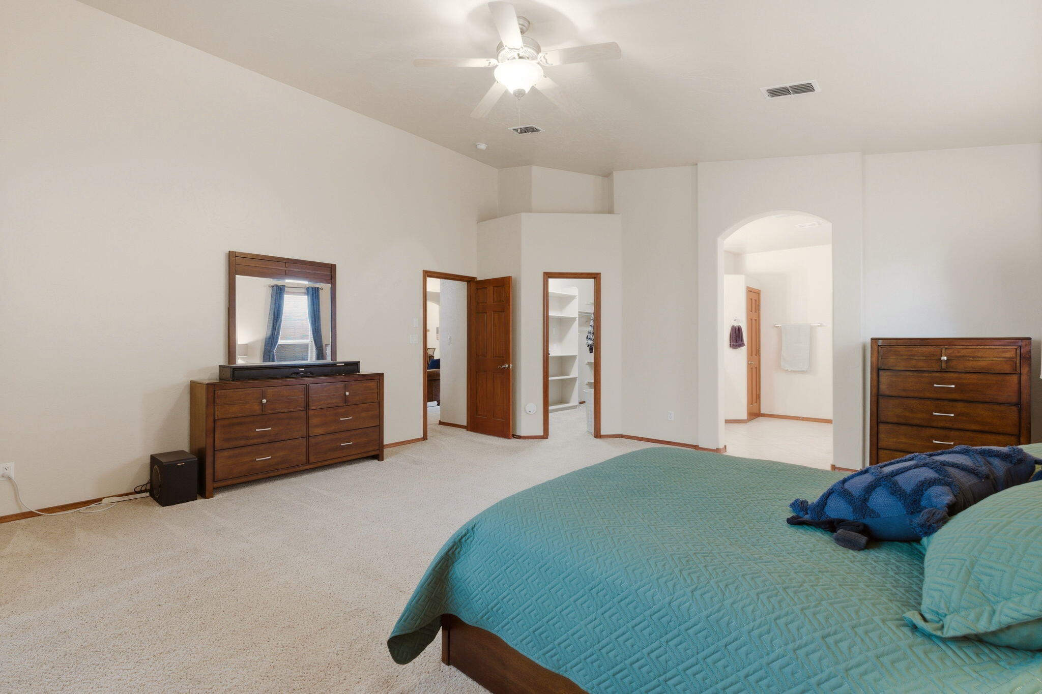 8715 Warm Springs Road Northwest Albuquerque, NM 87120 - Photo 16 of 42 Gallery Image 16