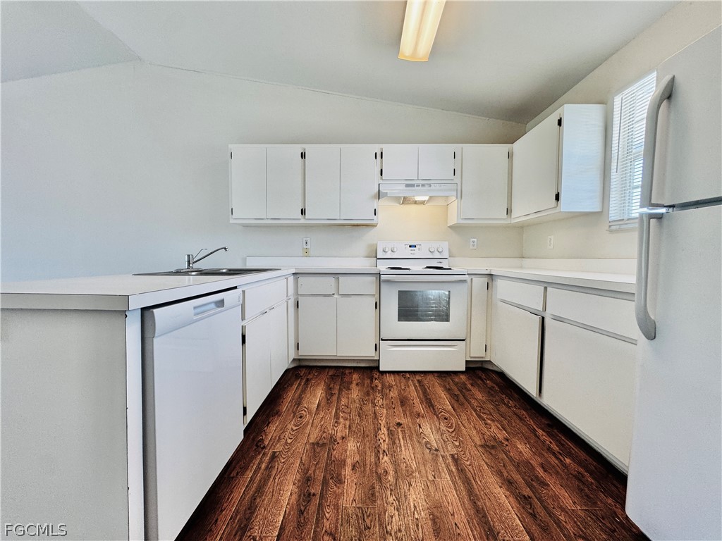 19045 Holly Road, Unit 47 Fort Myers, FL 33967 - Photo 14 of 29