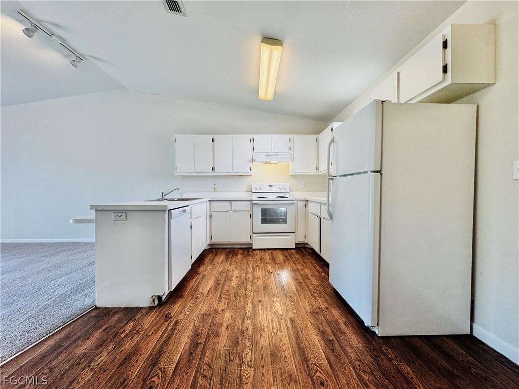 19045 Holly Road, Unit 47 Fort Myers, FL 33967 - Photo 10 of 29