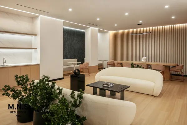 $3,286 | 1042 Atlantic Avenue, Unit 11L | Crown Heights