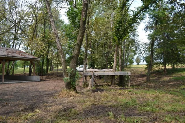 $130,000 | 319-th West 319-th W Old Kc Road Street, Paola, KS 66071
