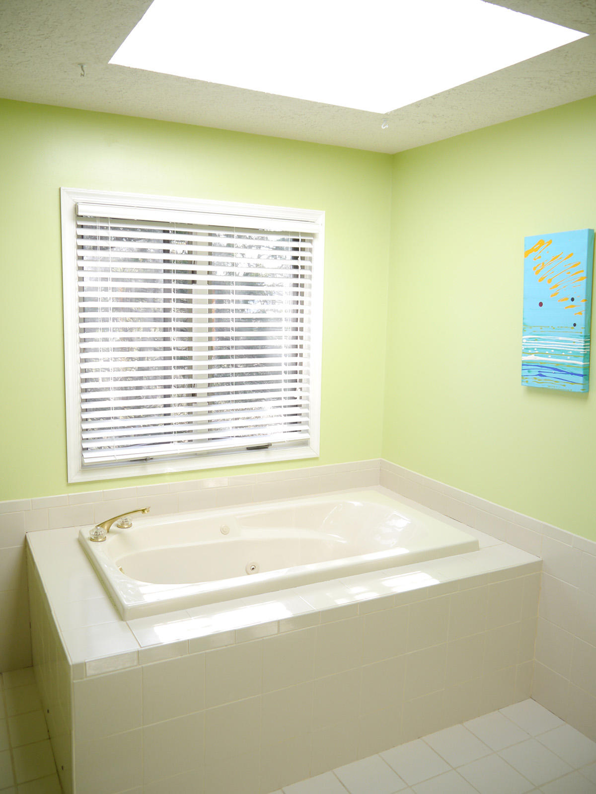 25 Grey Dove Road Lexington, VA 24450 - Photo 36 of 40 Grey Dove master tub