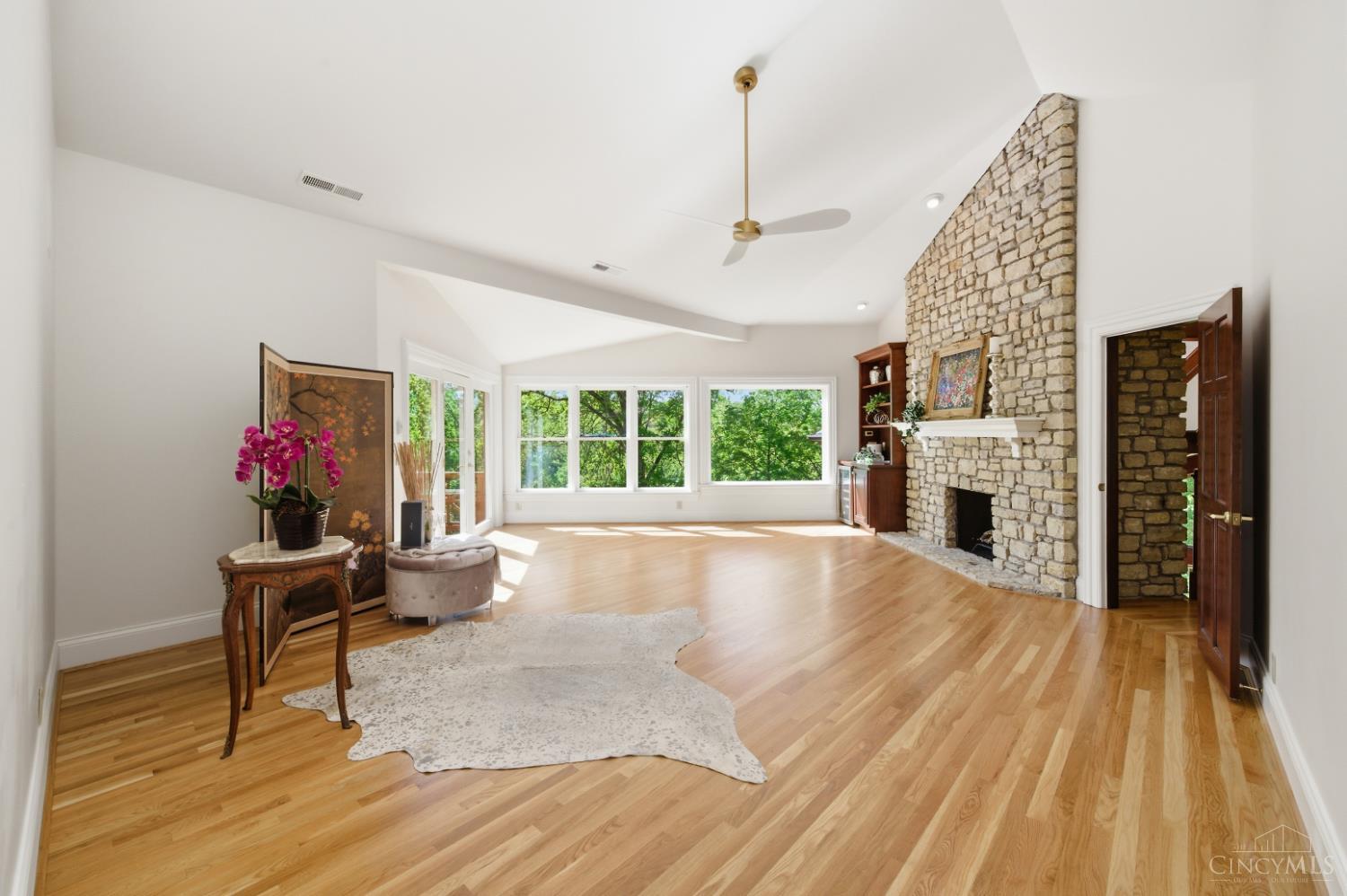 8690 Hopewell Road Cincinnati, OH 45242 - Photo 45 of 79