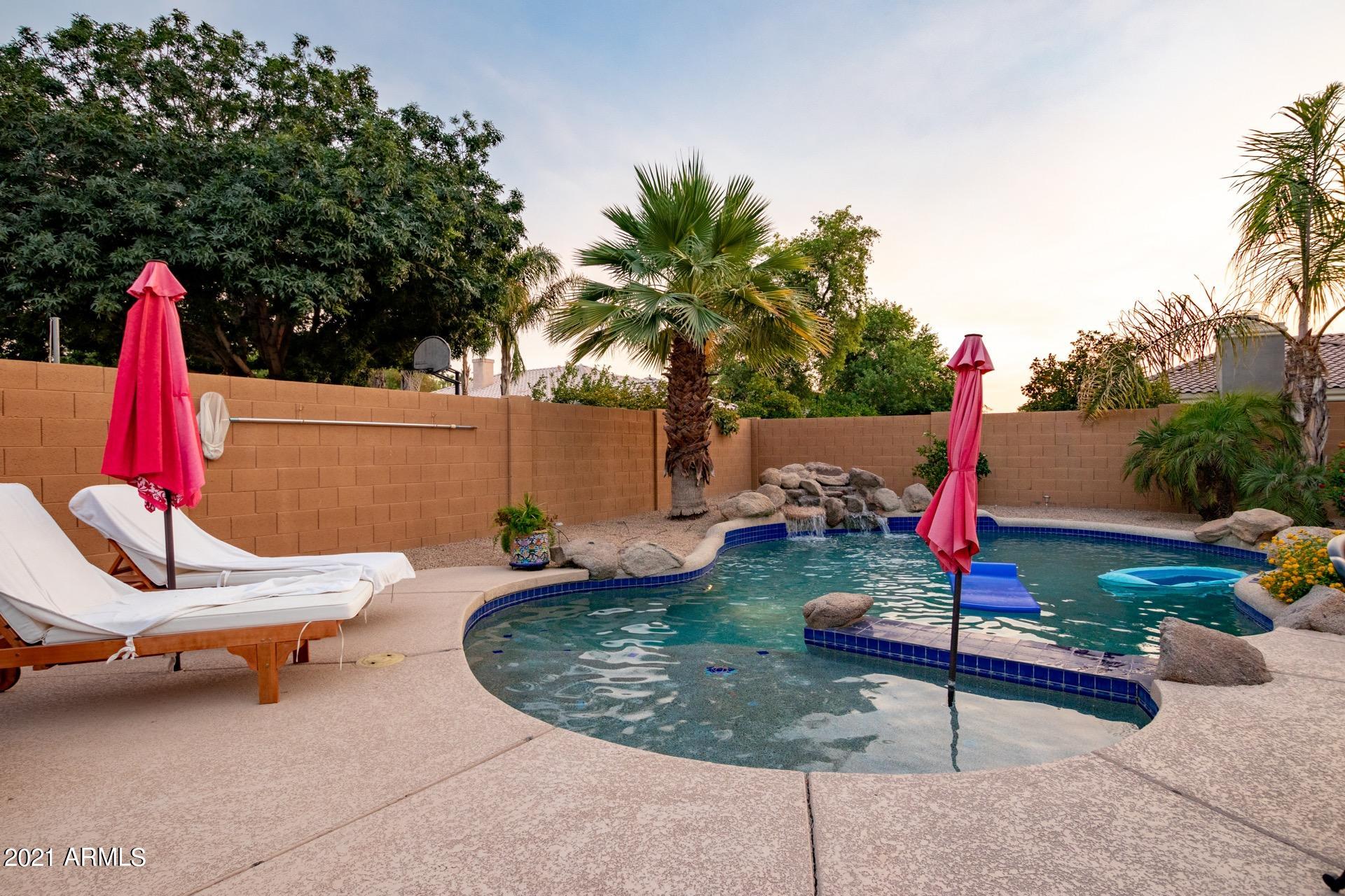 284 South Racine Court Gilbert, AZ 85296 - Photo 54 of 76 54-Racine