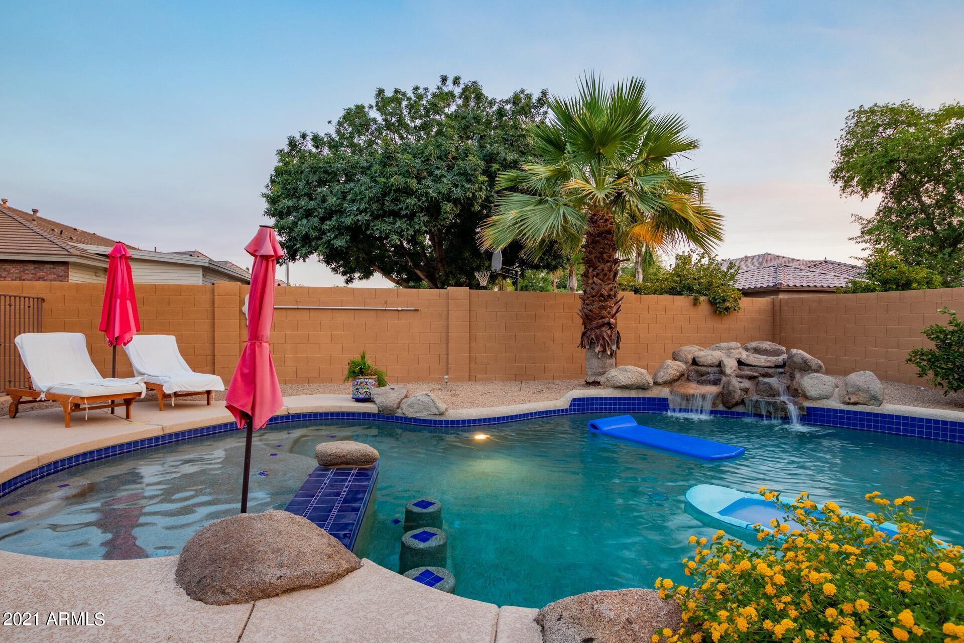 284 South Racine Court Gilbert, AZ 85296 - Photo 57 of 76 57-Racine