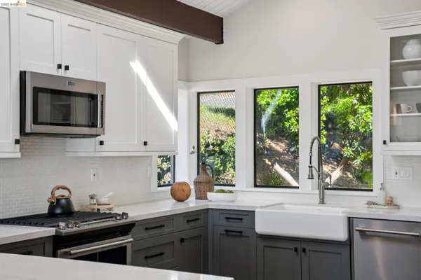 $995,000 | 101 Taurus Avenue, Oakland, CA 94611