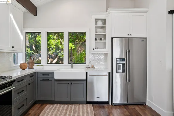 $995,000 | 101 Taurus Avenue, Oakland, CA 94611