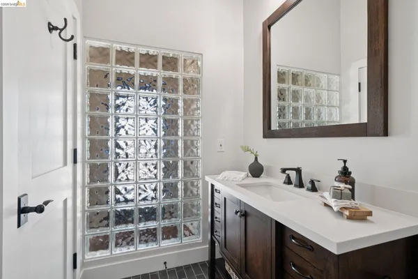 $995,000 | 101 Taurus Avenue, Oakland, CA 94611