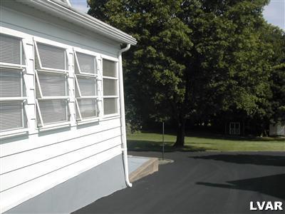 132 Rutt Road Bangor, PA 18013 - Photo 3 of 16 Gallery Image 3