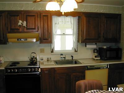 132 Rutt Road Bangor, PA 18013 - Photo 6 of 16 Gallery Image 6