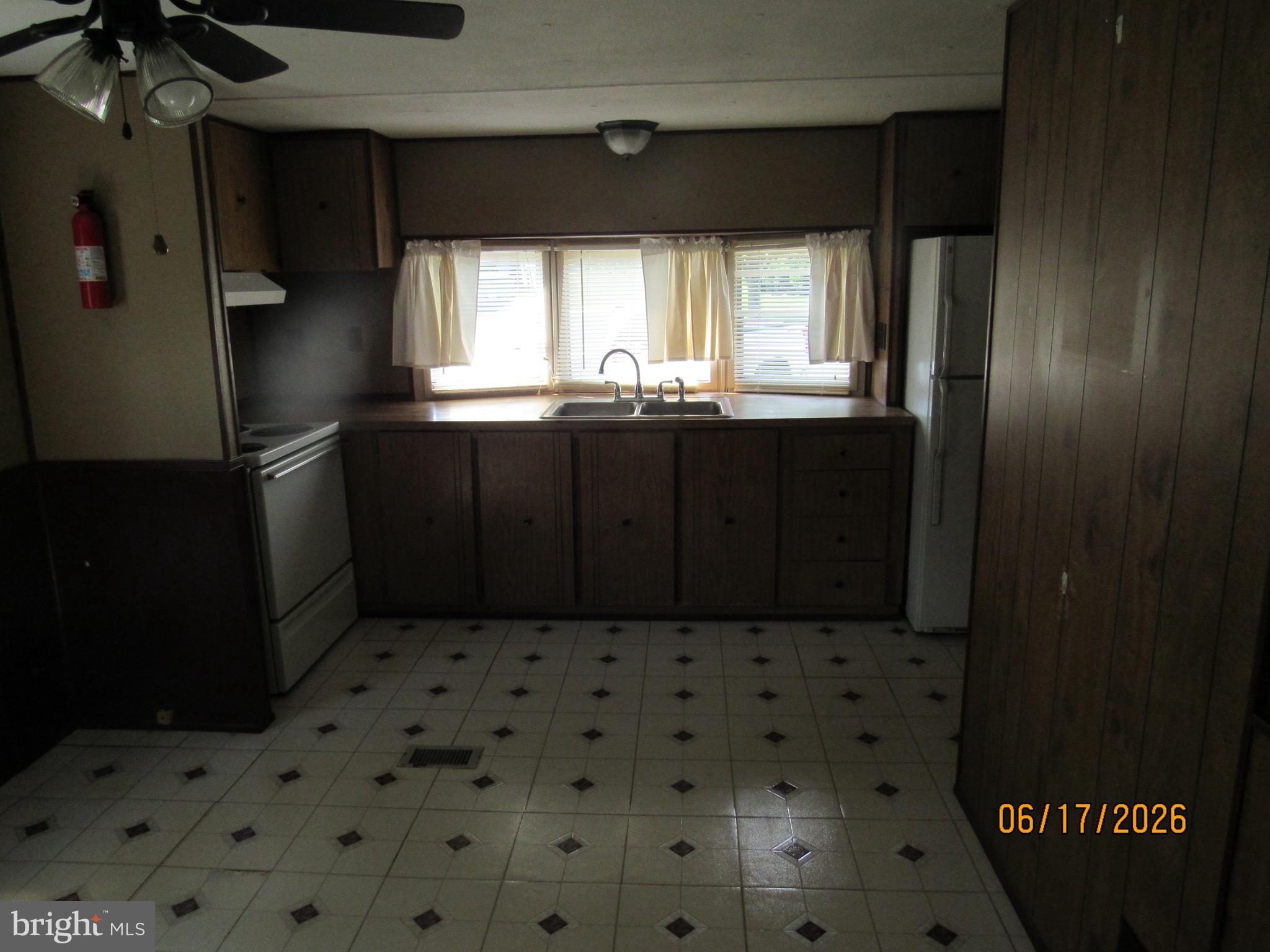 32 Ash Street Bellefonte, PA 16823 - Photo 3 of 14
