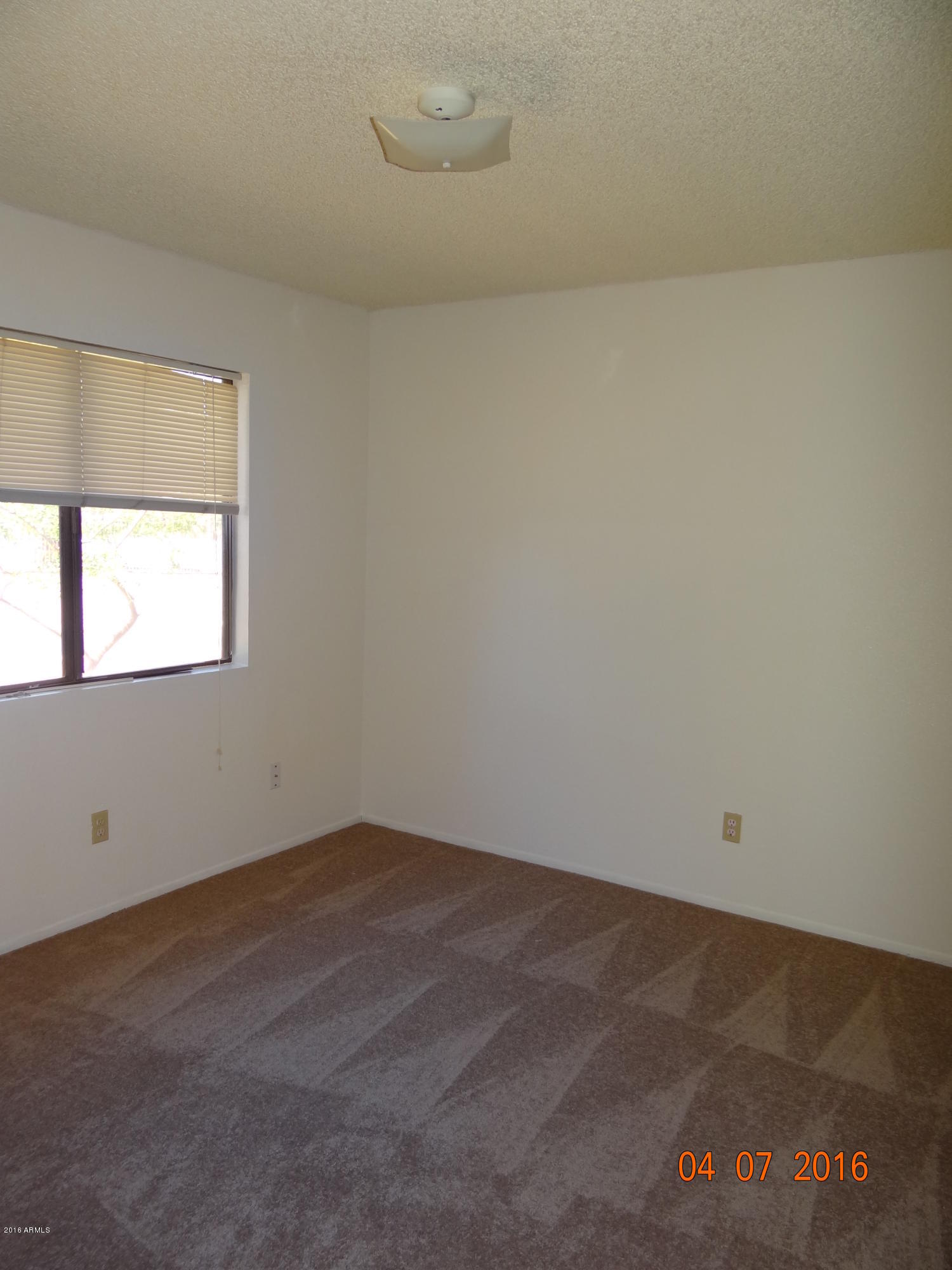 3511 East Baseline Road, Unit 1002 Phoenix, AZ 85042 - Photo 13 of 19 Listing Baseline 028