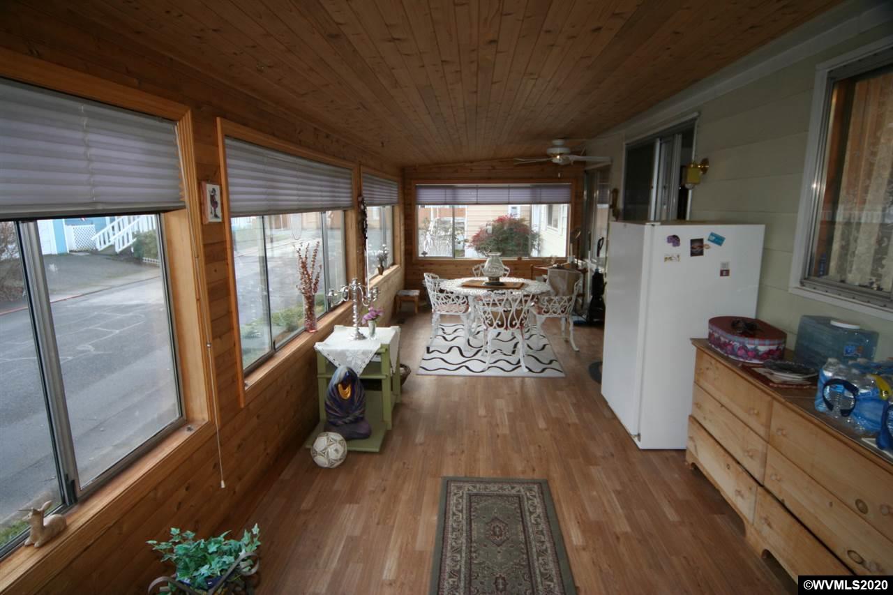 5355 River ( Road Keizer, OR 97303 - Photo 13 of 22