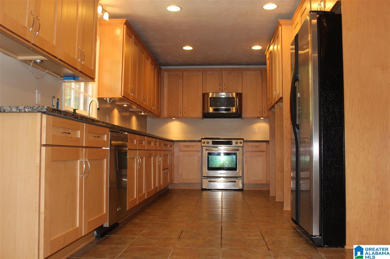 3905 Cloverdale Road Anniston, AL 36207 - Photo 18 of 26