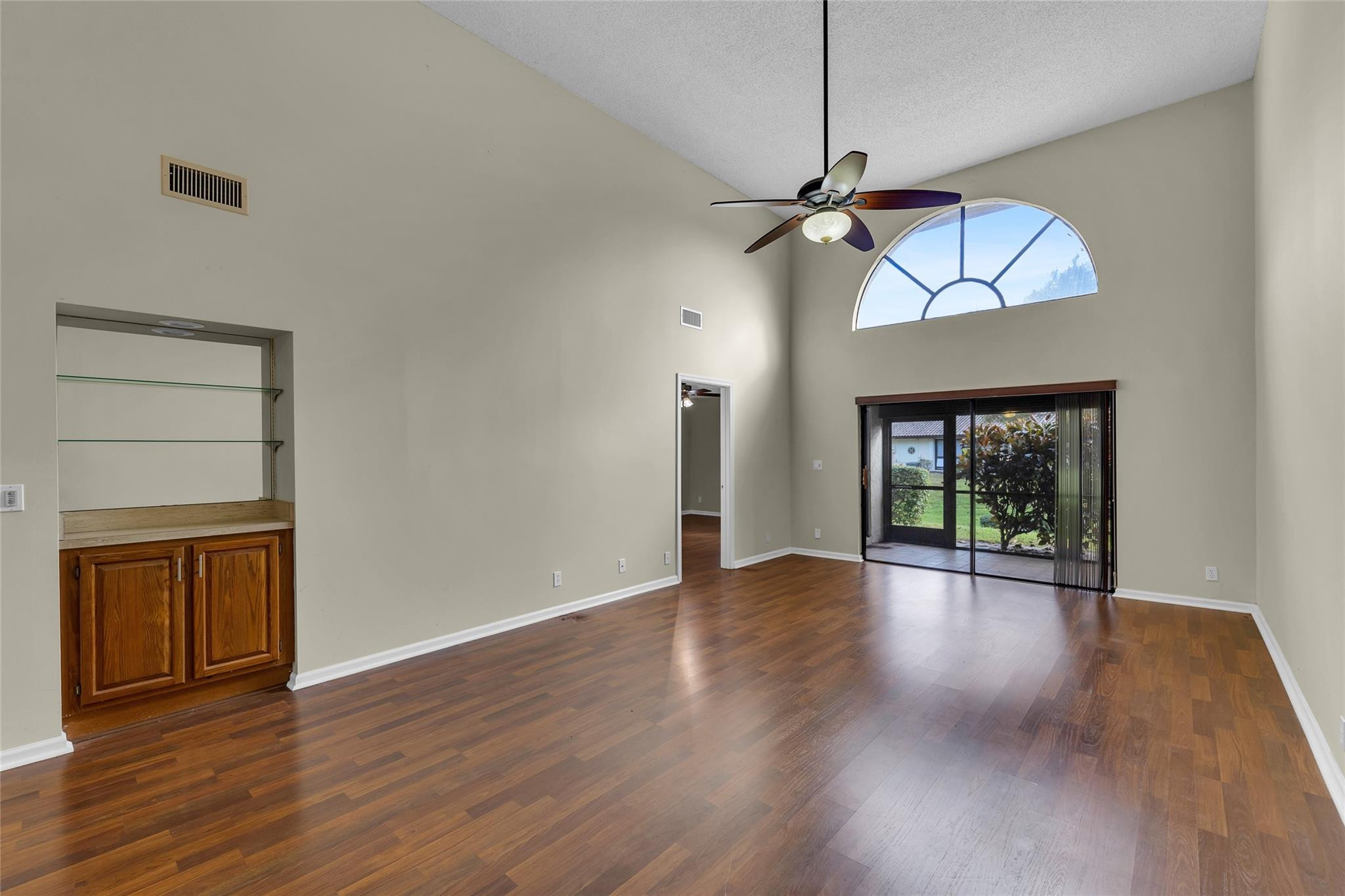 424 Ashwood Place Boca Raton, FL 33431 - Photo 5 of 47 Photo 5