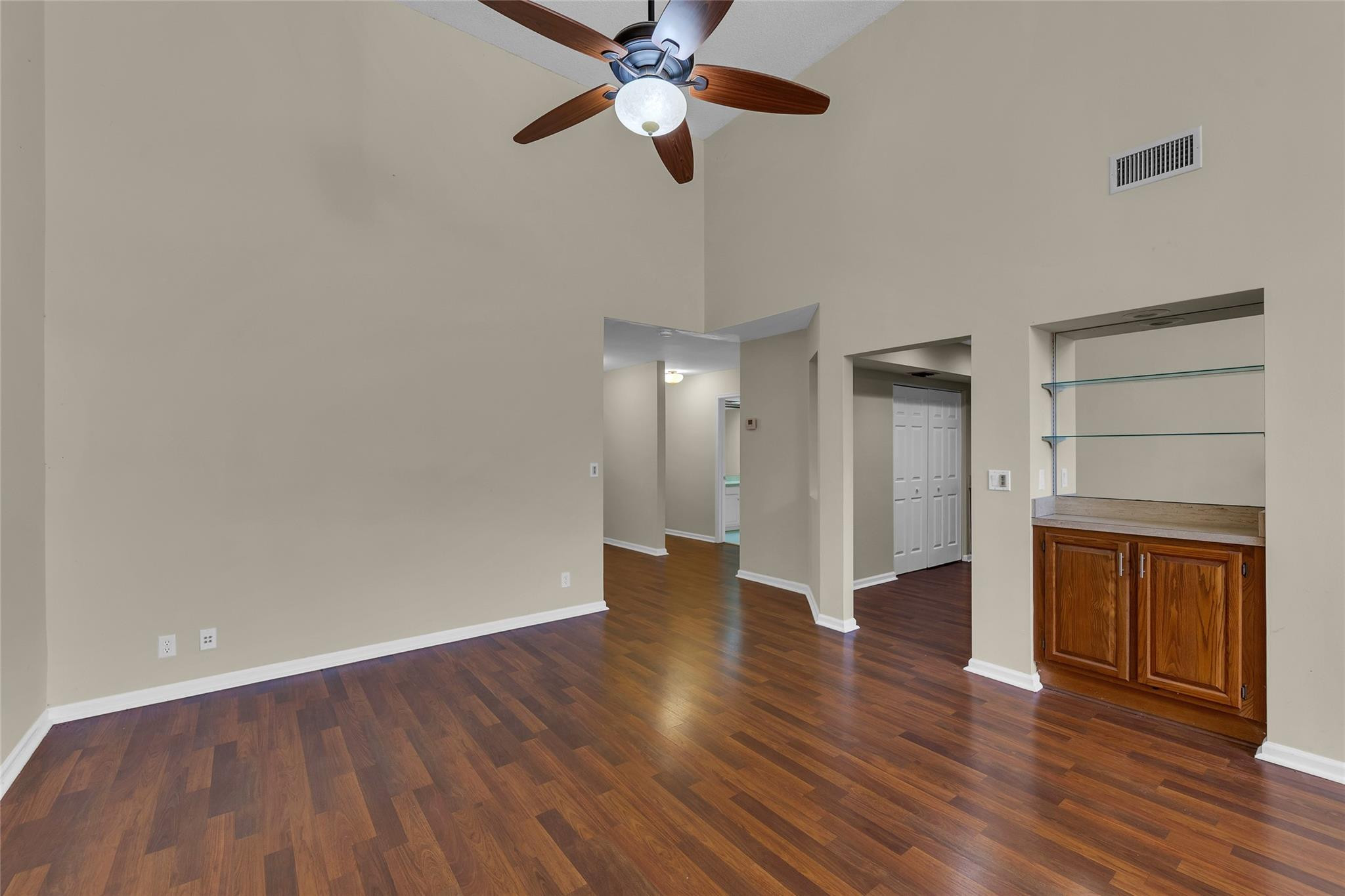 424 Ashwood Place Boca Raton, FL 33431 - Photo 9 of 47 Photo 9