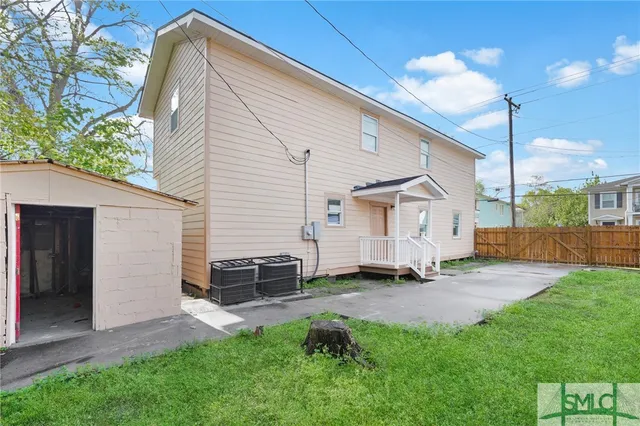 $375,000 | 1114 1/2 East Bolton Street, Savannah, GA 31401