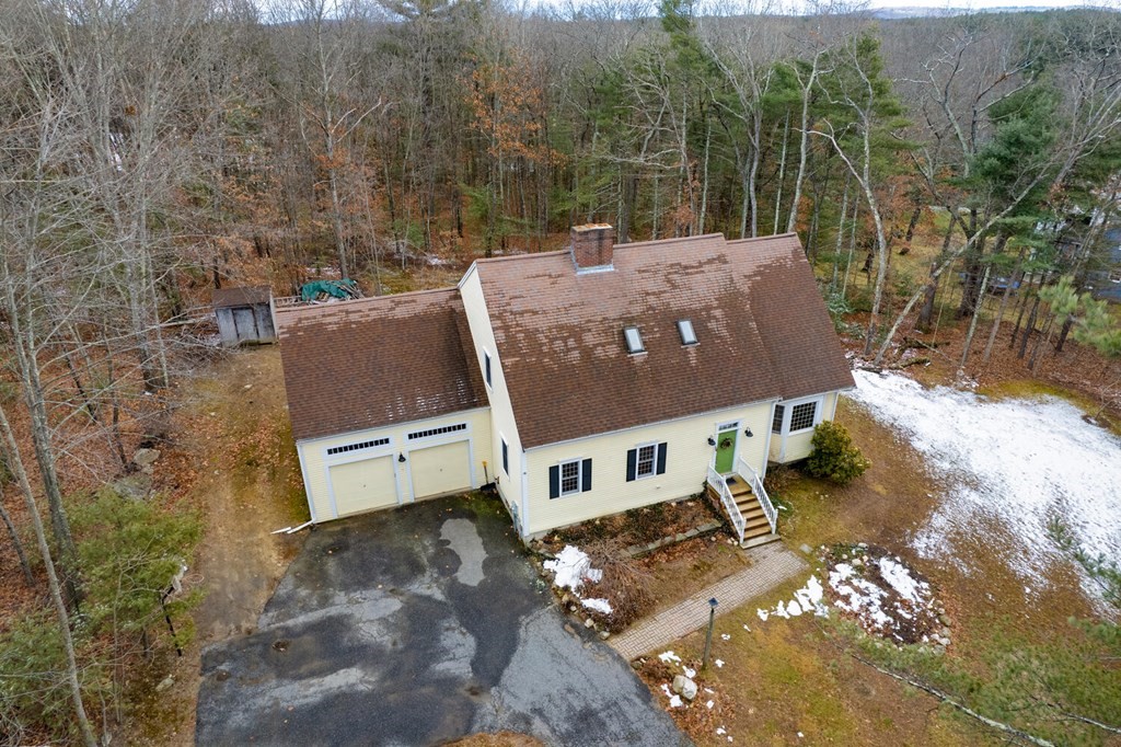 81 Parmenter Road Hudson, MA 01749 - Photo 2 of 30 Gallery Image 2