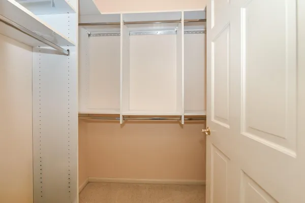 $815,000 | 530 Park Circle, Elm Grove, WI 53122