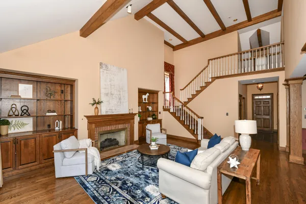 $815,000 | 530 Park Circle, Elm Grove, WI 53122