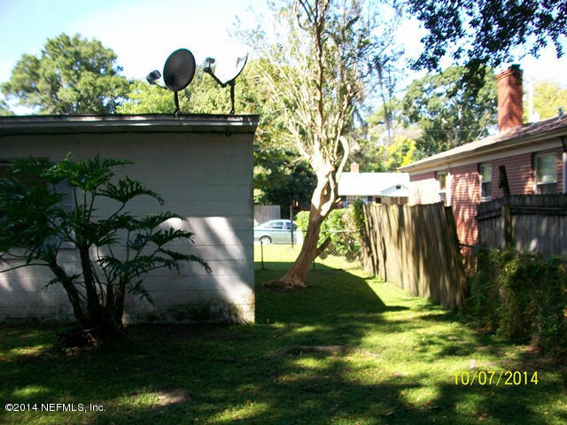 2785 Merwyn Road Jacksonville, FL 32207 - Photo 19 of 19 Side View