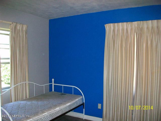 2785 Merwyn Road Jacksonville, FL 32207 - Photo 6 of 19 BR