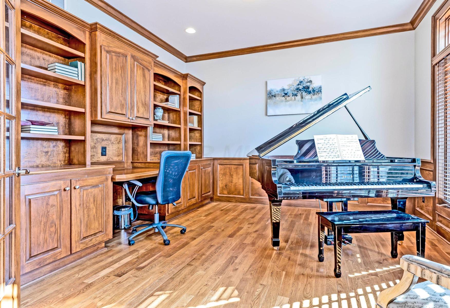 5117 Wilson Road Sunbury, OH 43074 - Photo 17 of 135 Gallery Image 17