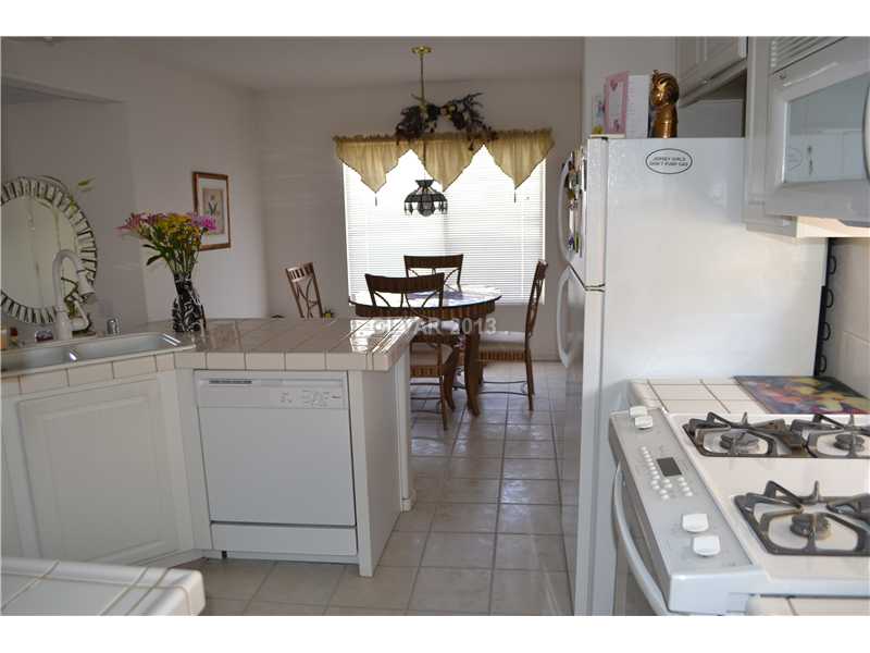 10158 Rice Paper Street Las Vegas, NV 89183 - Photo 6 of 24 Kitchen.