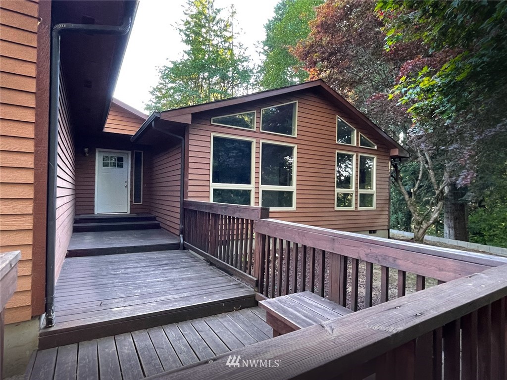 207 Southeast Rice Street Winlock, WA 98596 - Photo 7 of 32