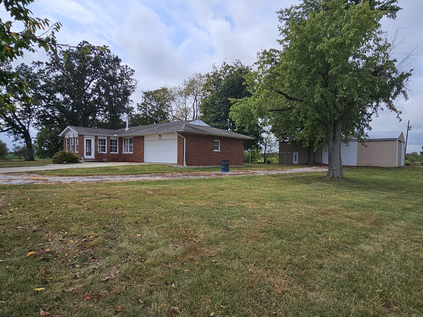 4165 Black Diamond Road Nashville, IL 62263 - Photo 7 of 31 Gallery Image 7