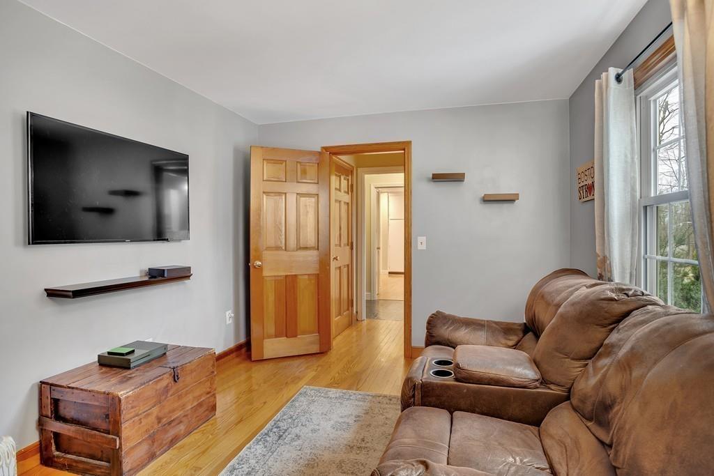 100 Lawrence Street Gardner, MA 01440 - Photo 19 of 41