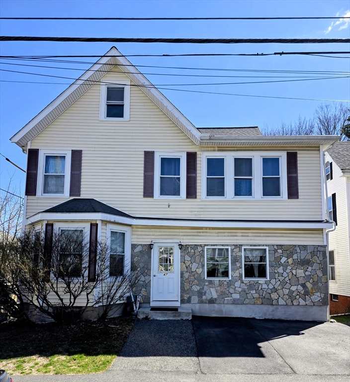47 Lincoln Street, Unit 1 Stoneham, MA 02180 - Photo 2 of 16