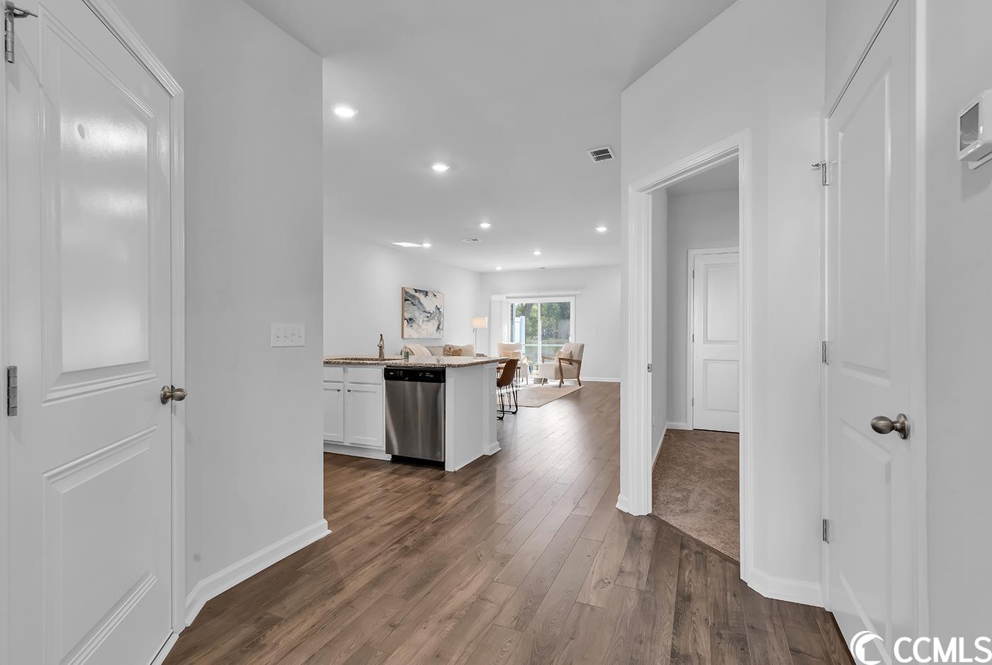 185 Sea Shell Drive Murrells Inlet, SC 29576 - Photo 3 of 34