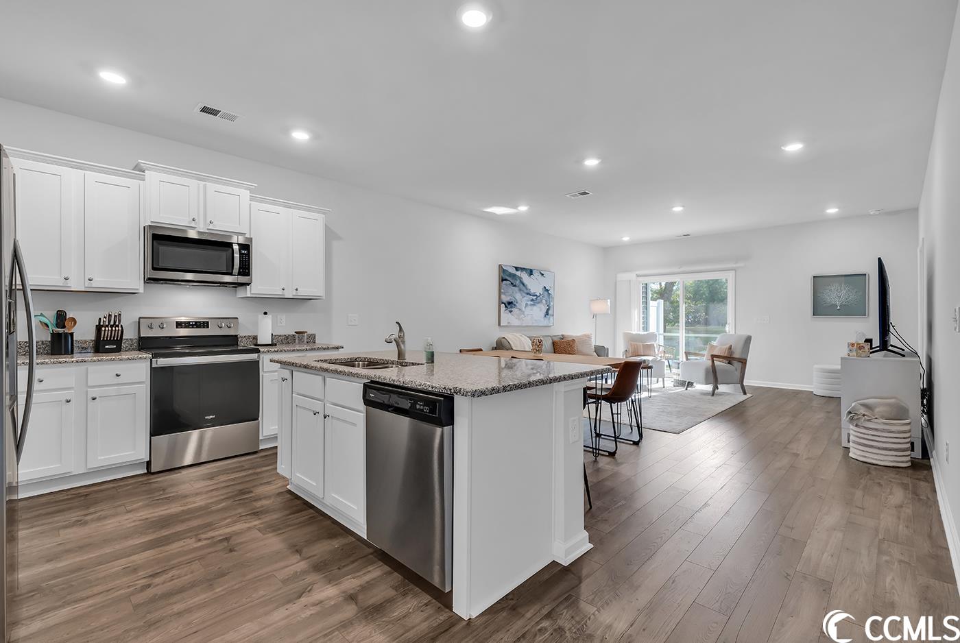 185 Sea Shell Drive Murrells Inlet, SC 29576 - Photo 4 of 34