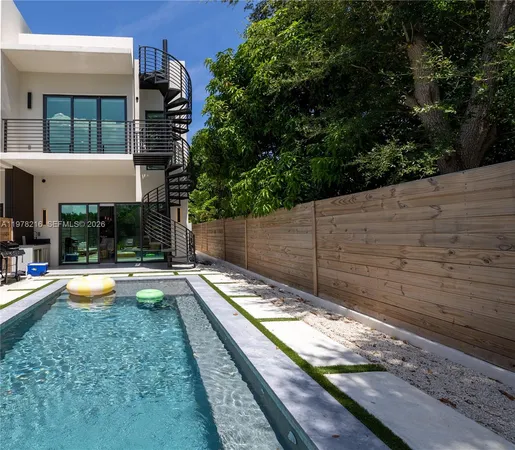 $9,500 | 8850 Northeast 8th Court, Unit 8850, Miami, FL 33138