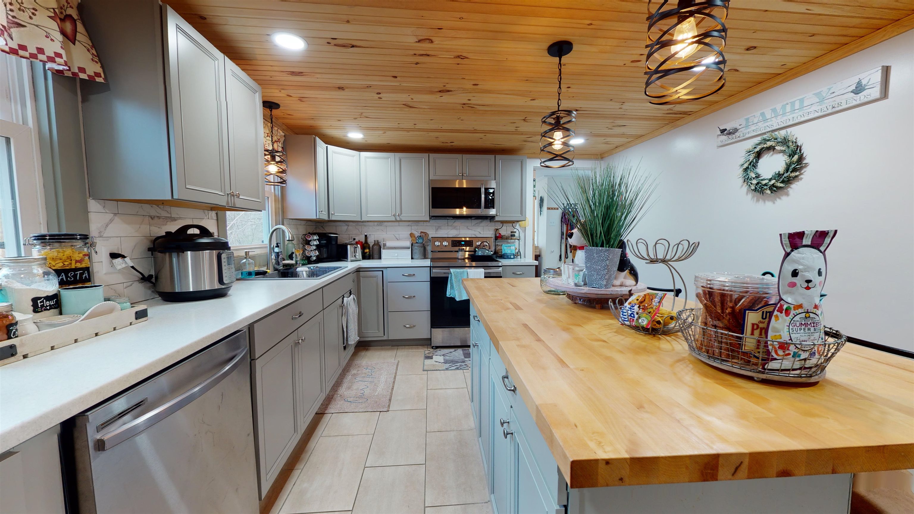 83 Bolan Road Milton, NH 03851 - Photo 4 of 29 Gallery Image 4