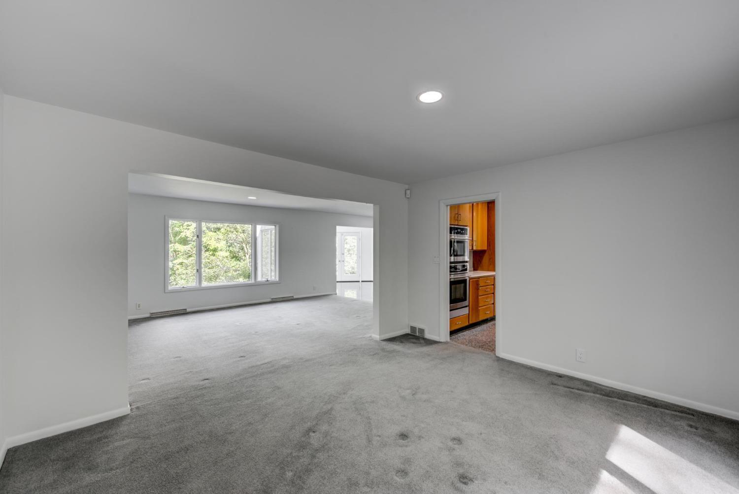 11931 Snider Road Cincinnati, OH 45249 - Photo 8 of 32 Gallery Image 8
